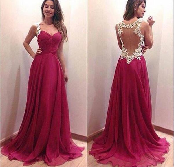 Sweetheart Neckline Prom Dresses